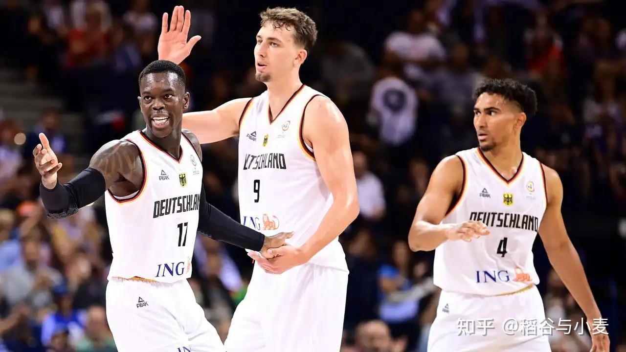 球迷们仍期 球迷们仍期