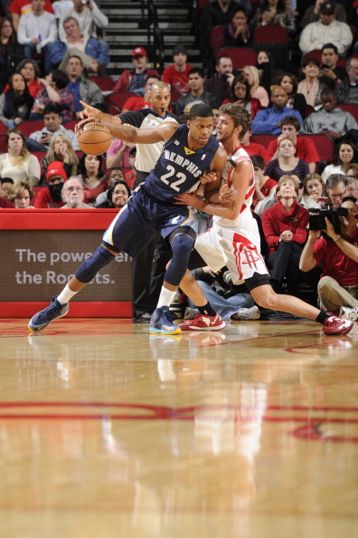 压战术占据 压战术占据