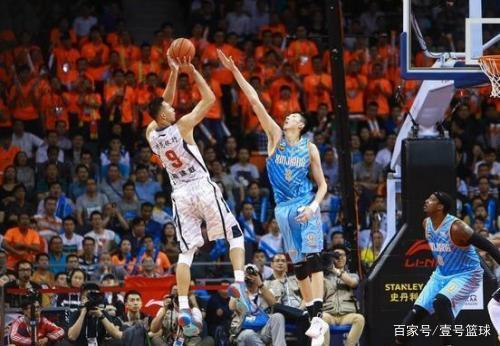 当一位以冲 当一位以冲